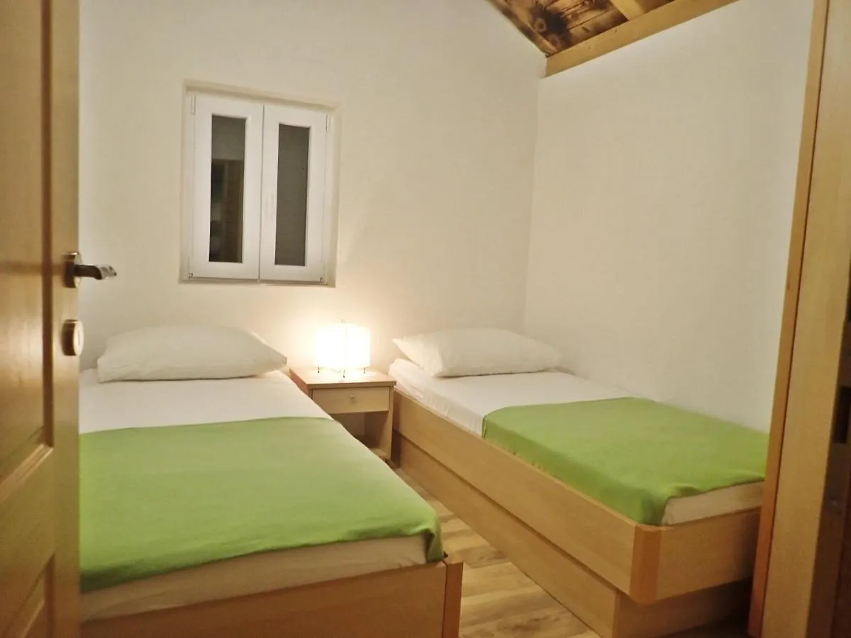 Mareta - Apartment In A Stone House Seline